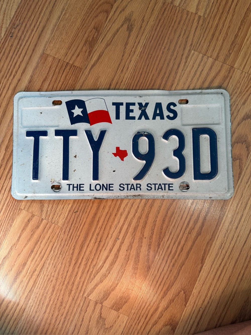 Vintage Texas License Plate Wall Accent - White, Blue & Red- Flag 1990’s